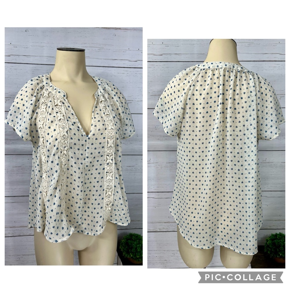 ABOUT A GIRL Hi-Lo Crochet Detail Sheer Print Short Sleeve Top, size X-Small